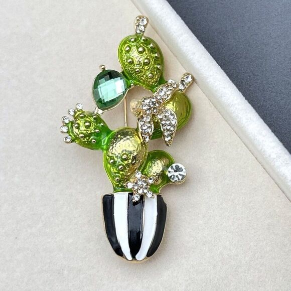 Yellow Gold with Emerald and Diamond Potted Cactus Plant Enamel Pin Back Brooch - Picture 3 of 9
